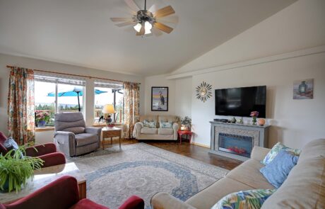 Elder Care Services by Crest View Family Home